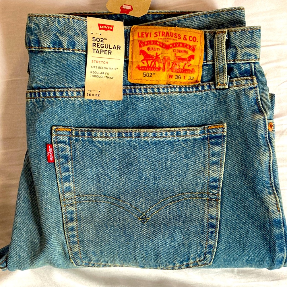 NWT Levi’s 502 Regular Taper 36x32